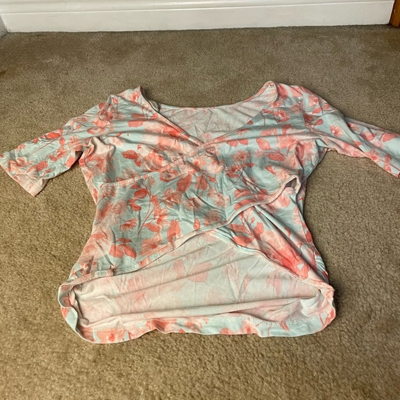 Cropped Cross Floral Tee - Large - Picture 2 of 4
